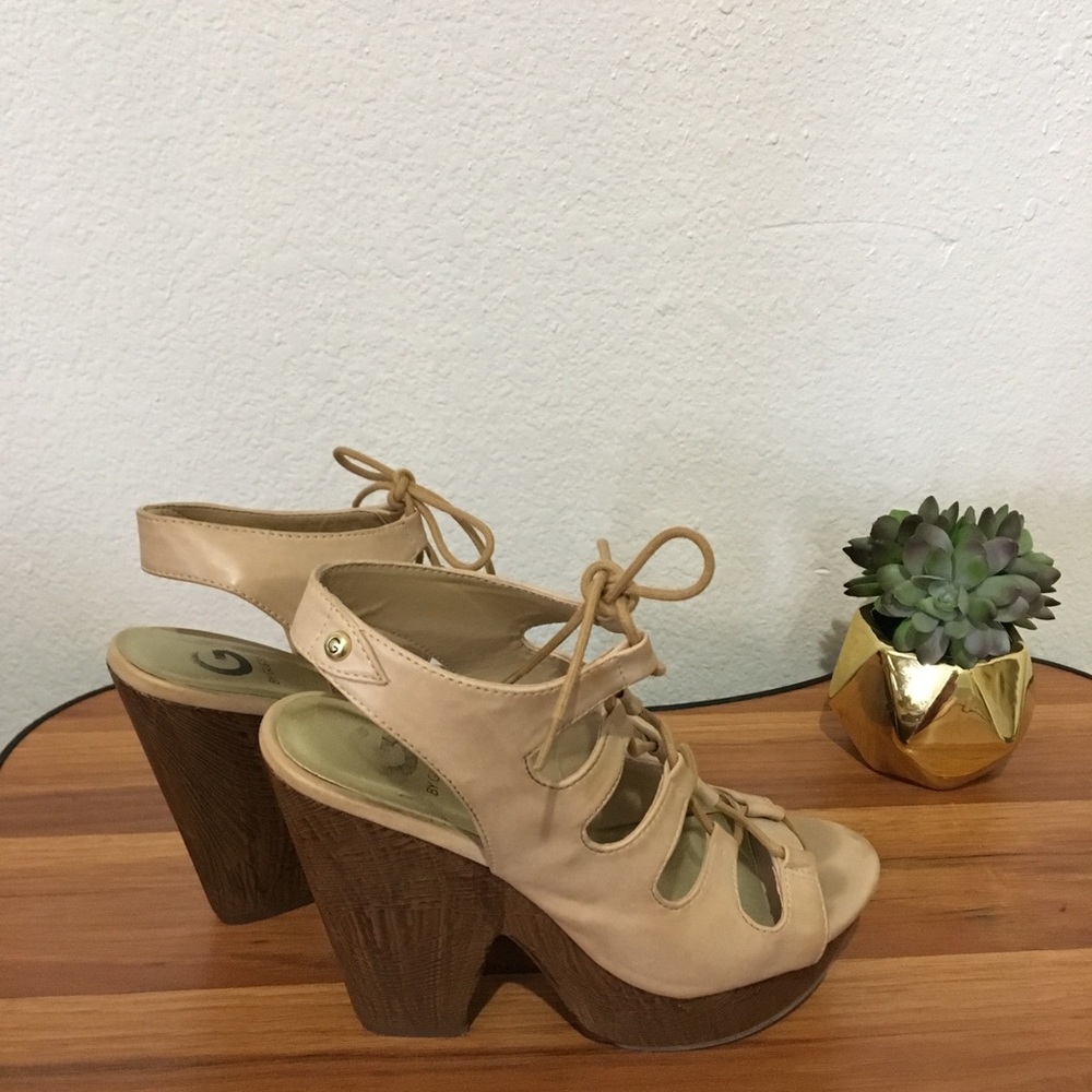 Guess Pump Sandals size 8
